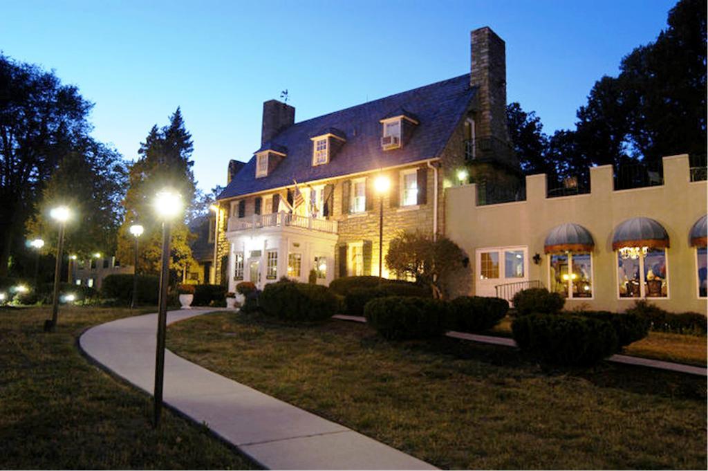 Bavarian Inn Shepherdstown Exteriör bild